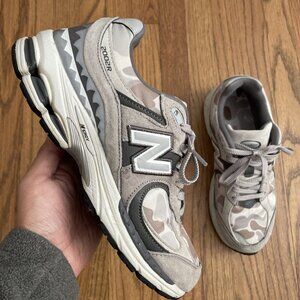 New Balance BAPE x 2002R Apes Together Strong - Grey Camo Mens Sz 8.5
